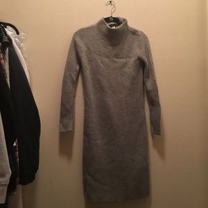 UNIQLO sweater dress